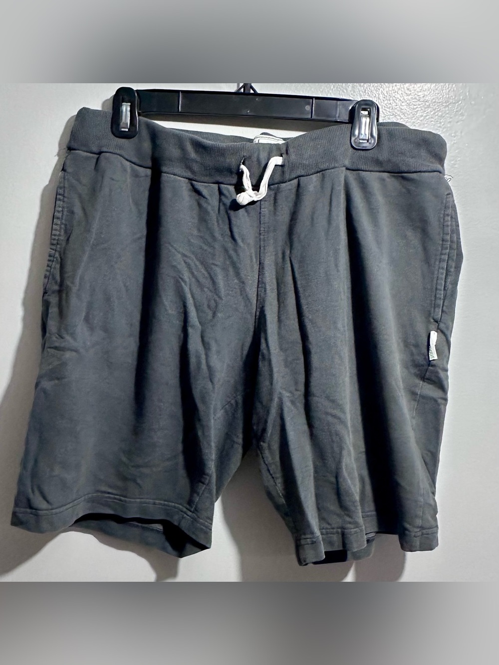 Margaritaville Dark Gray Drawstring Athletic Shorts Size L (1368)